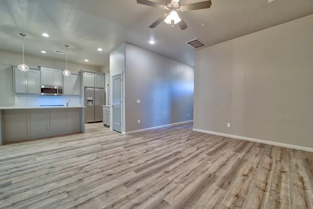 Photo 7 — 1526 S 7th Street, Kingfisher, OK 73750