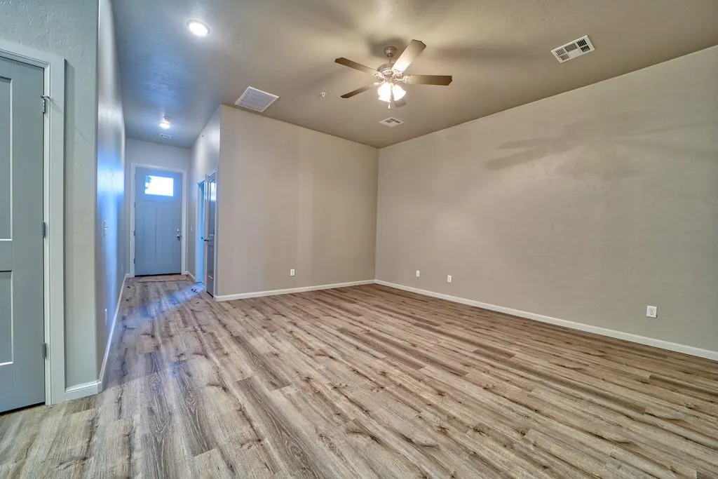 Photo 8 — 1526 S 7th Street, Kingfisher, OK 73750