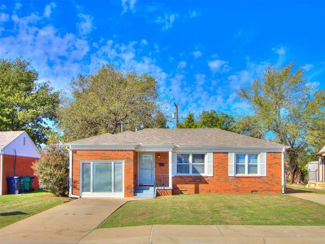 Photo 2 — 2915 NW Grand Boulevard, Oklahoma City, OK 73116
