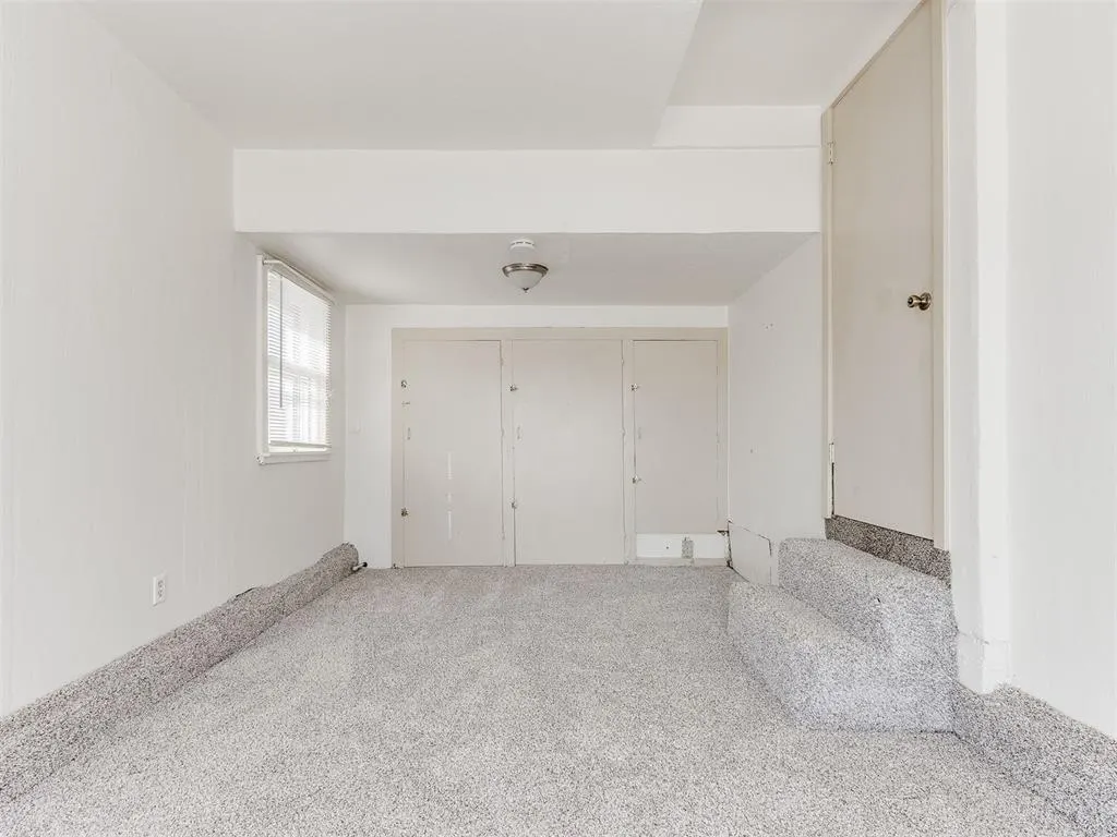 Photo 6 — 2915 NW Grand Boulevard, Oklahoma City, OK 73116
