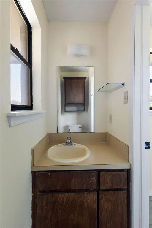 Photo 7 — 2605 NE Dearborn Avenue, Lawton, OK 73507