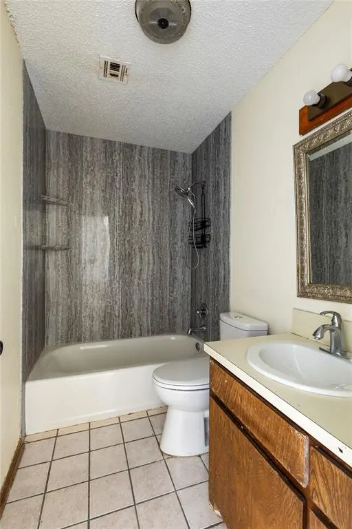 Photo 10 — 2605 NE Dearborn Avenue, Lawton, OK 73507