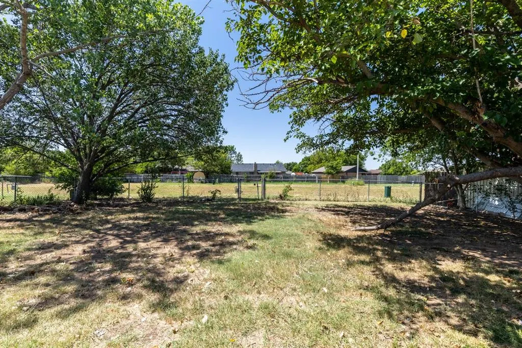 Photo 20 — 2605 NE Dearborn Avenue, Lawton, OK 73507