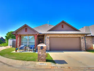 Sold home at 20627 Santa Fe Avenue