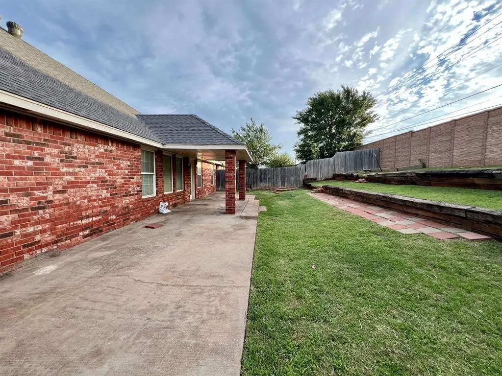 Photo 17 — 1604 Dorothy Drive, Oklahoma City, OK 73160