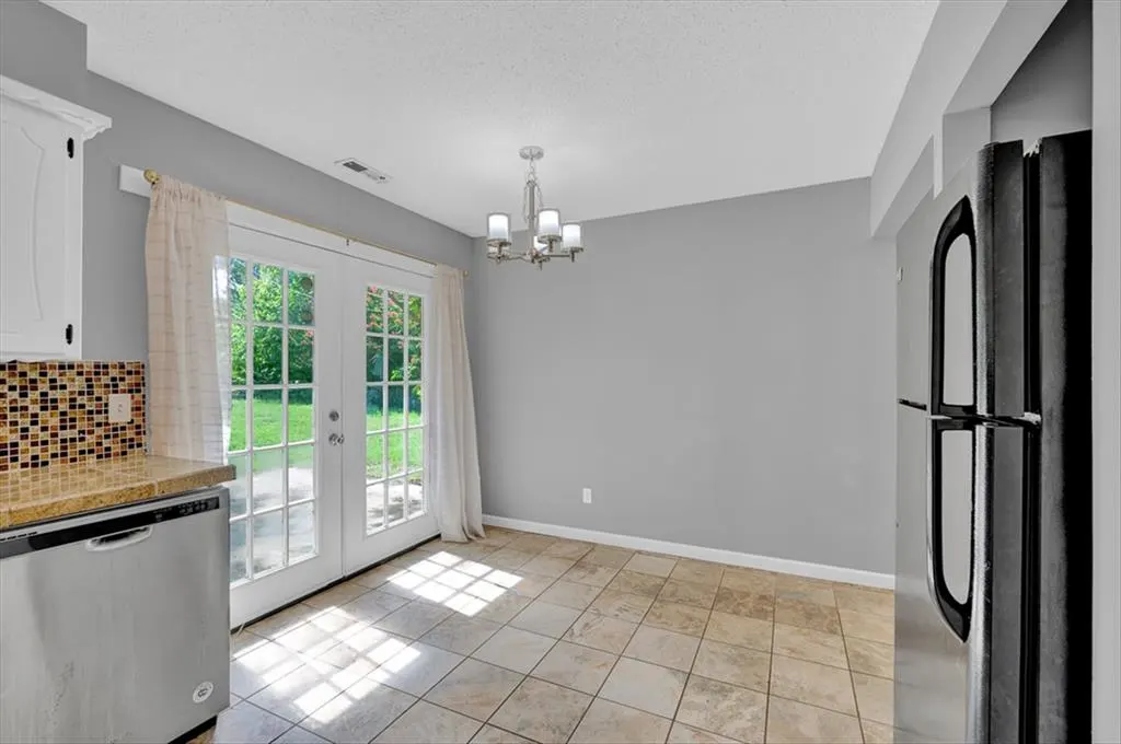 Photo 12 — 1100 Shalimar Drive, Oklahoma City, OK 73115