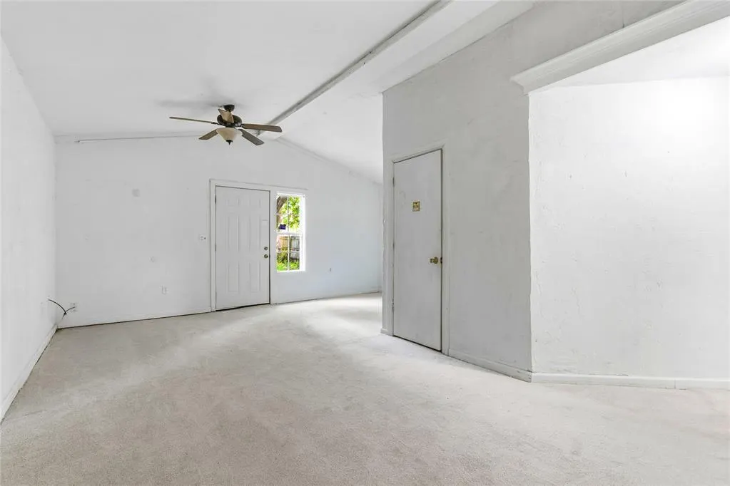 Photo 13 — 407 W 1st Street, Edmond, OK 73003