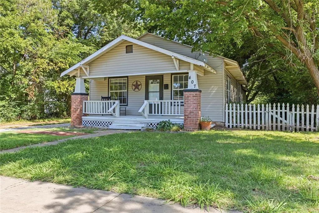 Photo 26 — 407 W 1st Street, Edmond, OK 73003
