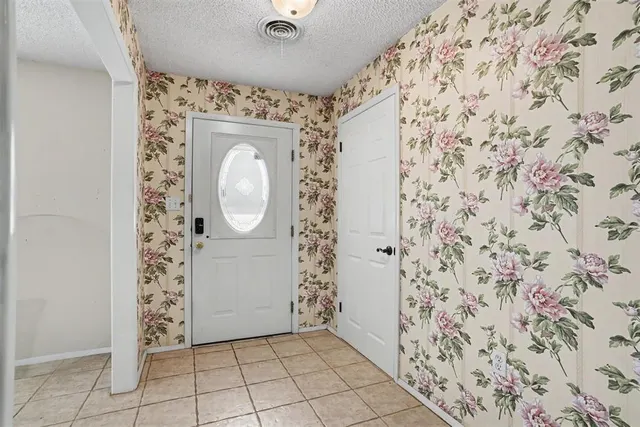 Photo 4 — 992 Hughes Drive, Blair, OK 73526