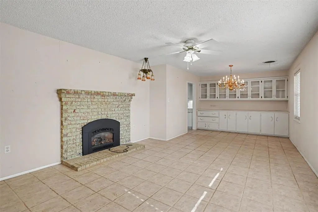 Photo 6 — 992 Hughes Drive, Blair, OK 73526