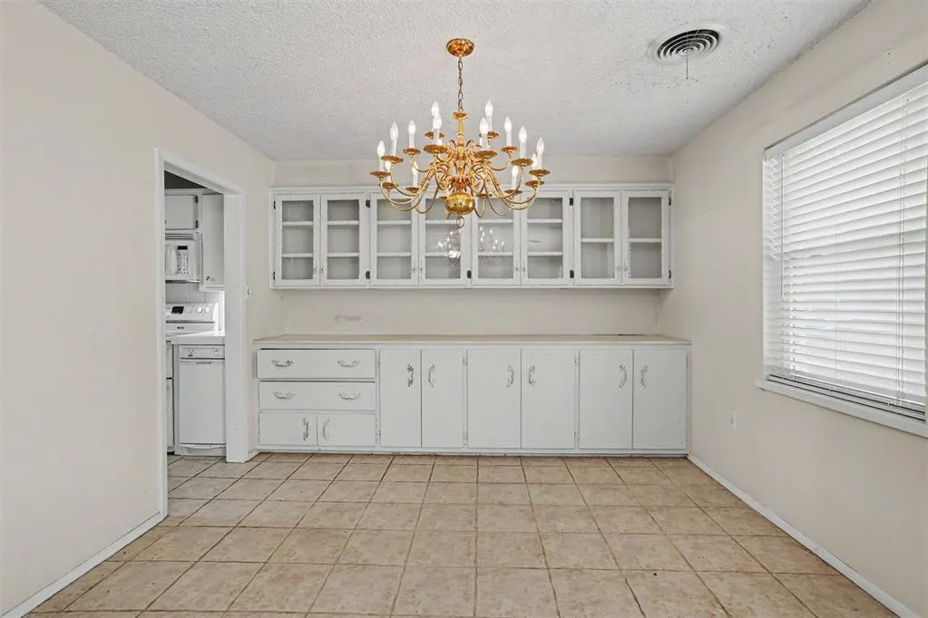 Photo 8 — 992 Hughes Drive, Blair, OK 73526