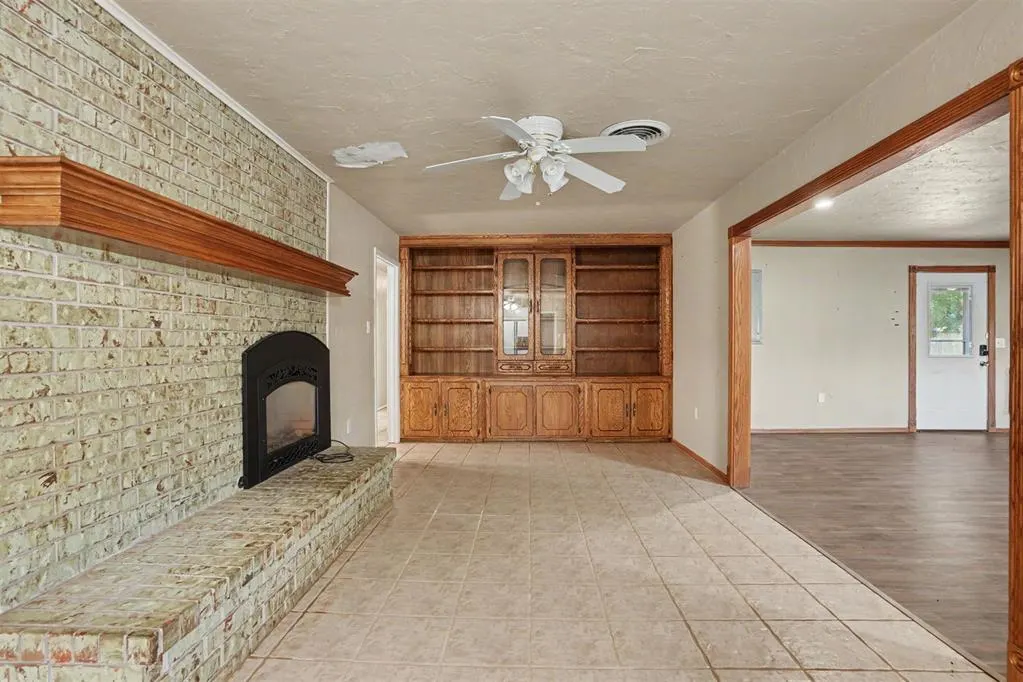 Photo 9 — 992 Hughes Drive, Blair, OK 73526