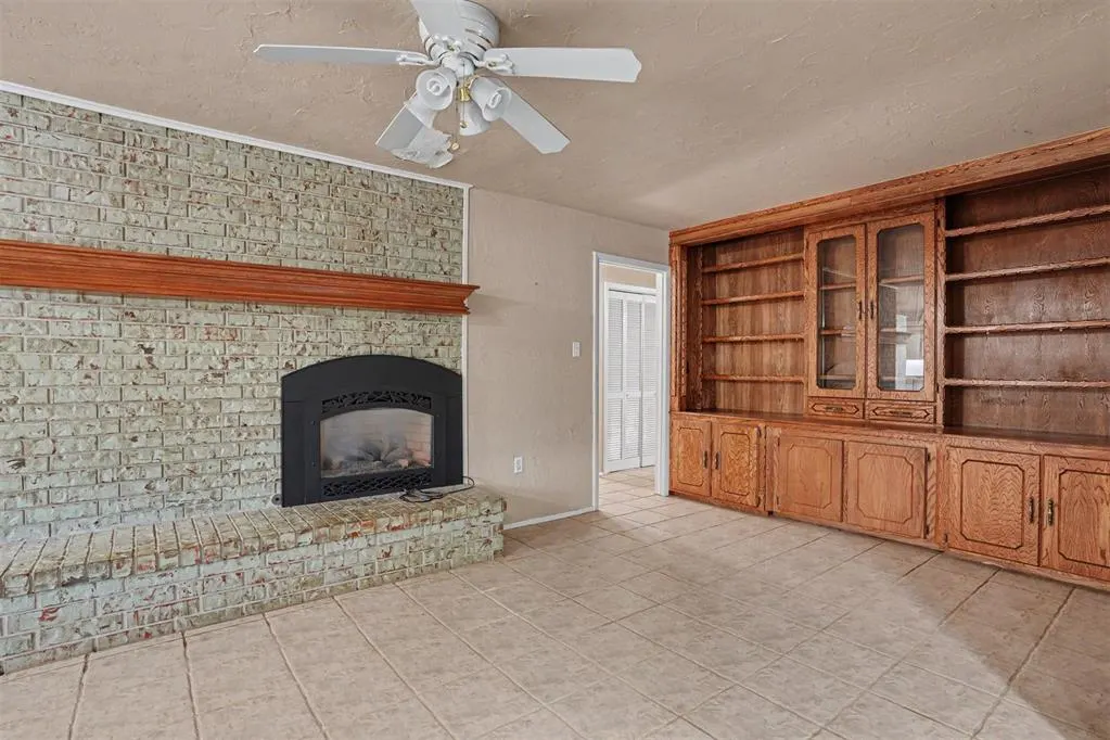 Photo 10 — 992 Hughes Drive, Blair, OK 73526