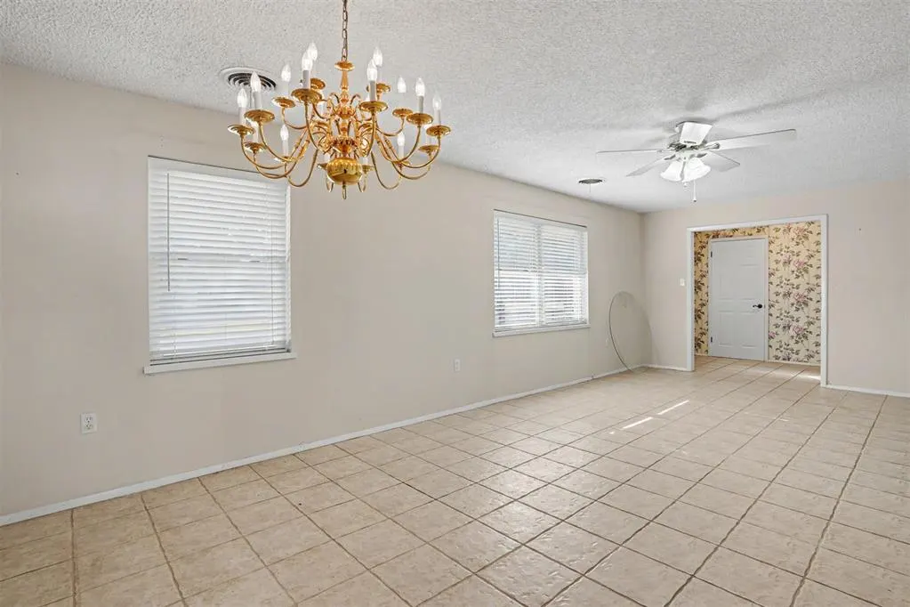 Photo 26 — 992 Hughes Drive, Blair, OK 73526