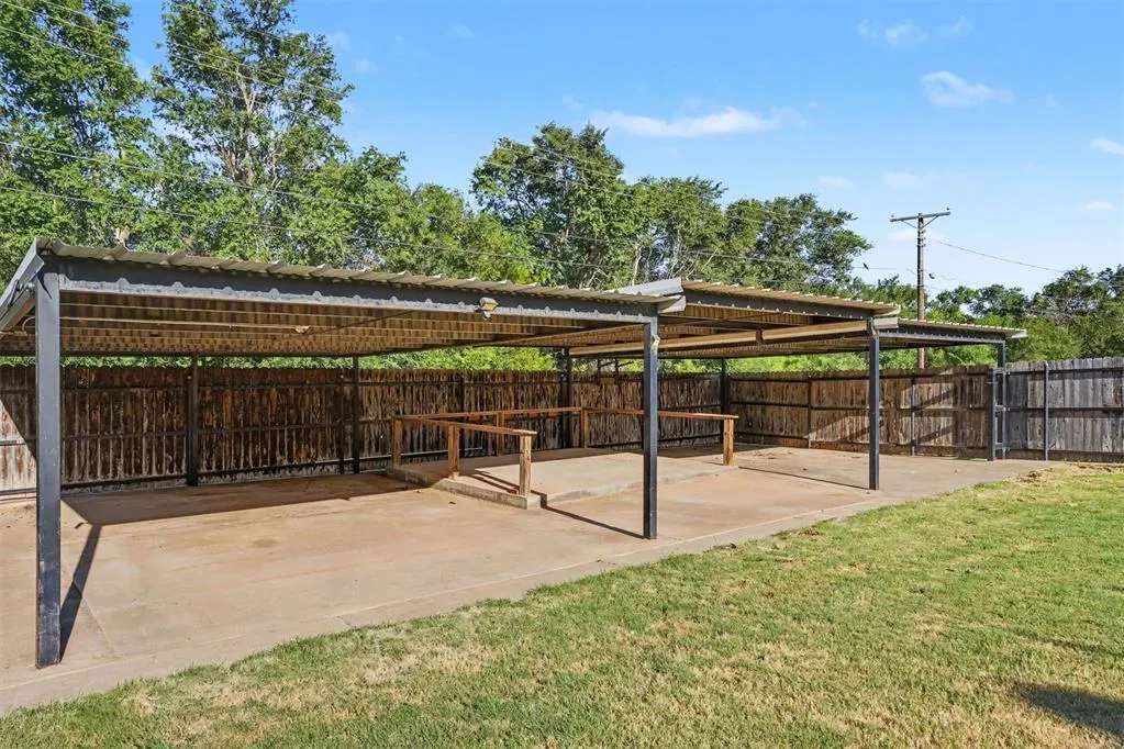 Photo 35 — 992 Hughes Drive, Blair, OK 73526
