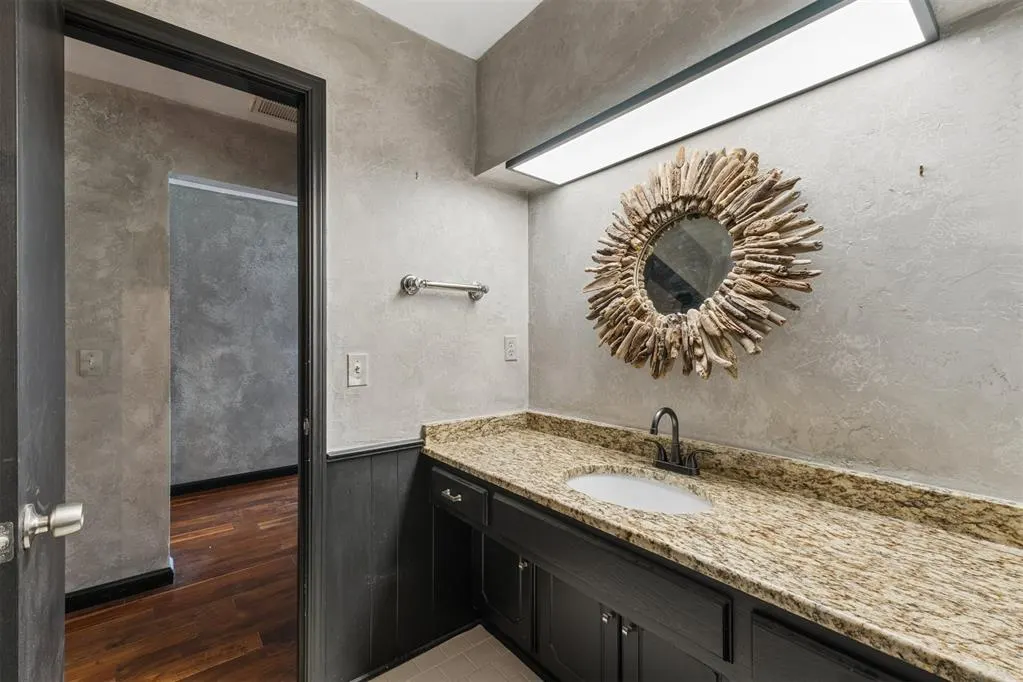 Photo 6 — 4705 NW 77th Street, Oklahoma City, OK 73132