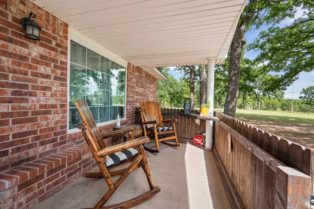 Photo 2 — 32318 Hamilton Road, Wanette, OK 74878