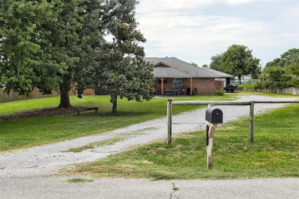 Front exterior — 19800 Aaron Drive, Harrah, OK 73045