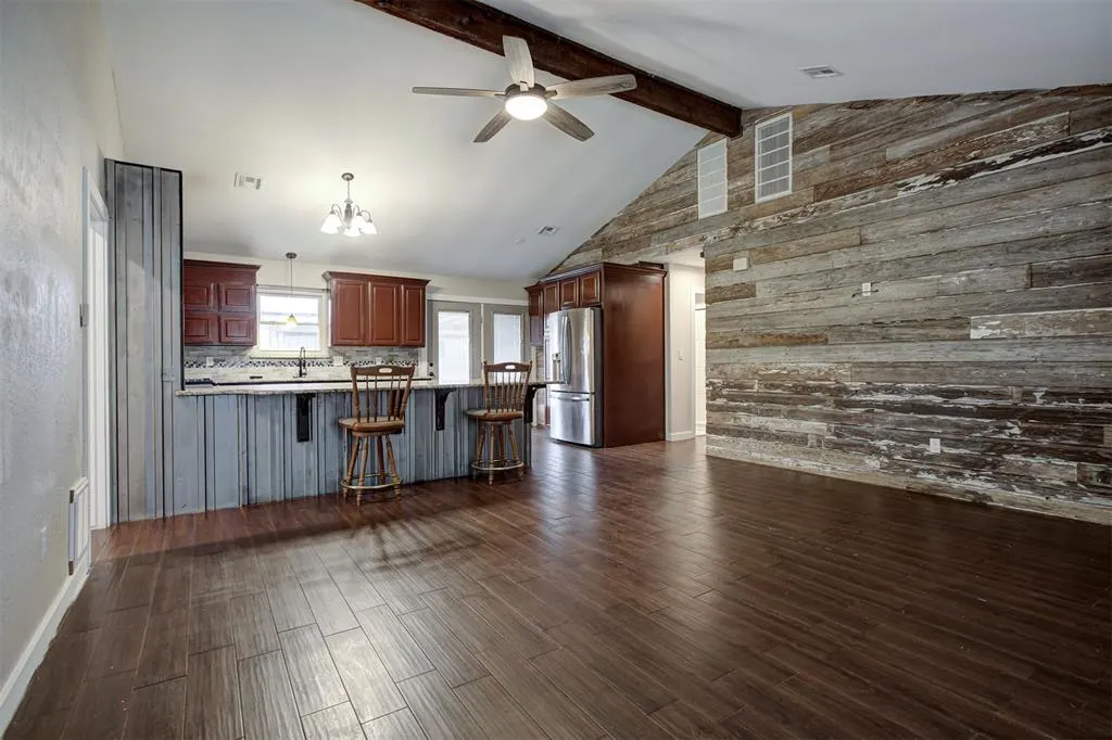 Photo 9 — 19800 Aaron Drive, Harrah, OK 73045