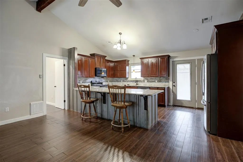 Photo 14 — 19800 Aaron Drive, Harrah, OK 73045