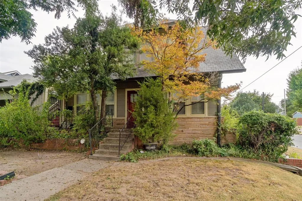 Photo 2 — 824 NW 21st Street, Oklahoma City, OK 73106
