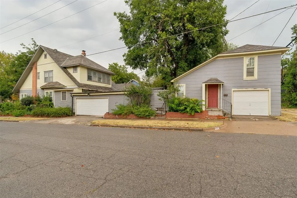 Photo 3 — 824 NW 21st Street, Oklahoma City, OK 73106