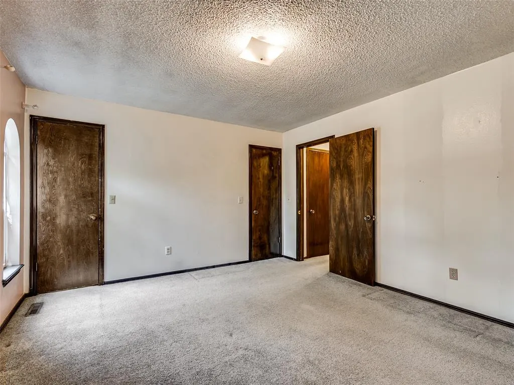 Photo 14 — 612 Saint James Place, Yukon, OK 73099