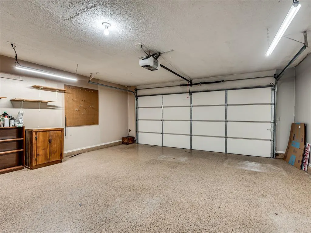 Photo 24 — 612 Saint James Place, Yukon, OK 73099
