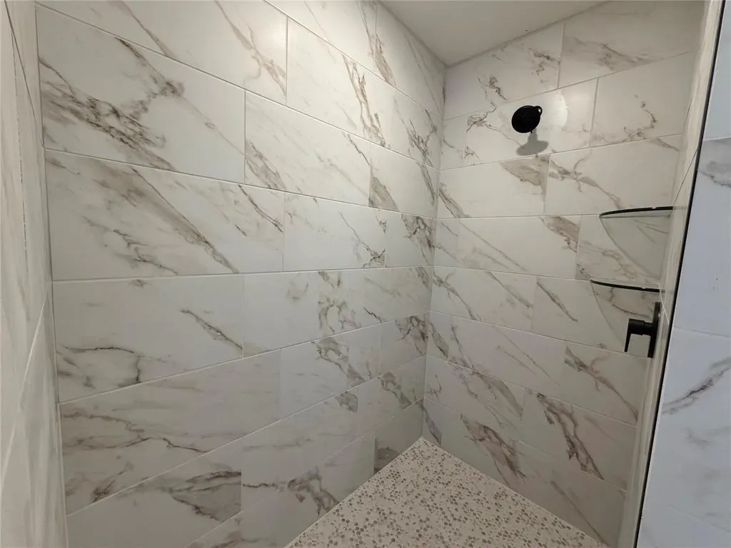 Photo 7 — 4019 Abingdon Drive, Norman, OK 73026