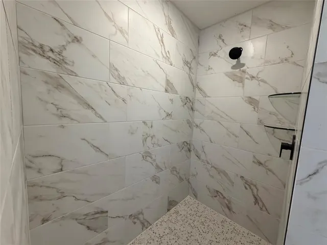 Photo 7 — 4019 Abingdon Drive, Norman, OK 73026