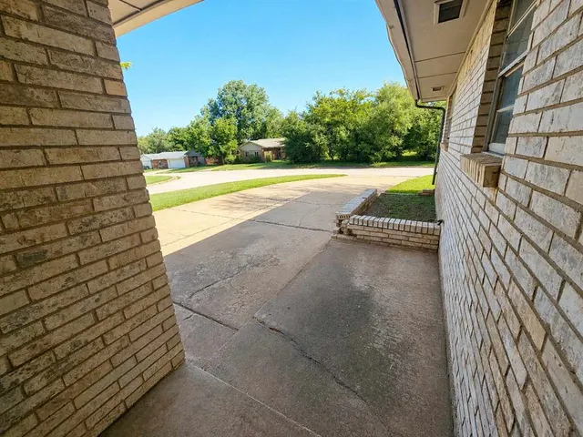 Photo 2 — 2500 SE 51st Street, Oklahoma City, OK 73129