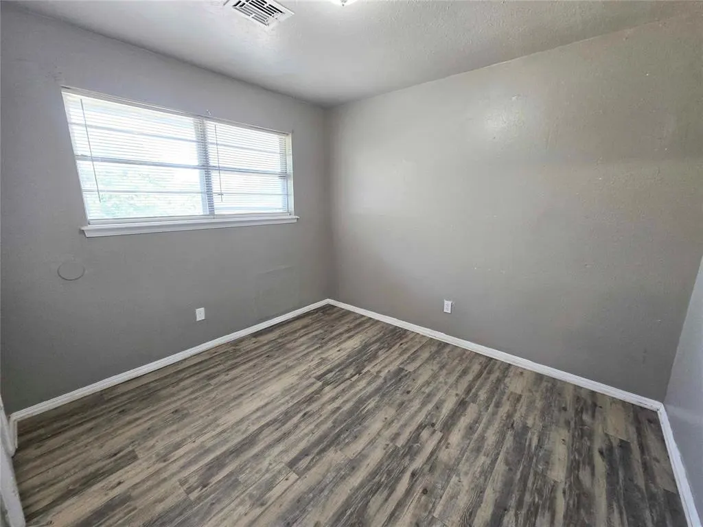 Photo 16 — 2500 SE 51st Street, Oklahoma City, OK 73129