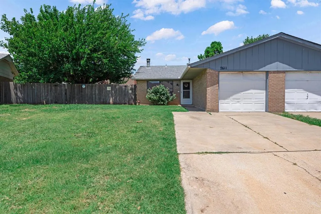 Front exterior — 7611 NW 113th Place, Oklahoma City, OK 73162