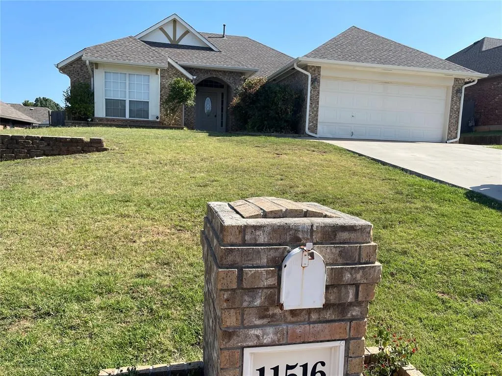 Front exterior — 11516 Village Avenue, Oklahoma City, OK 73130