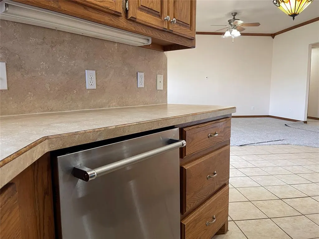 Photo 15 — 11516 Village Avenue, Oklahoma City, OK 73130
