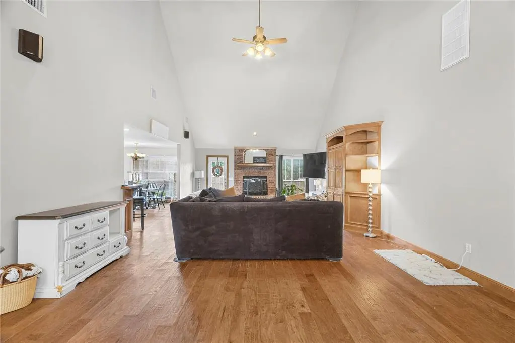 Photo 7 — 3308 Huntsman Court, Edmond, OK 73003