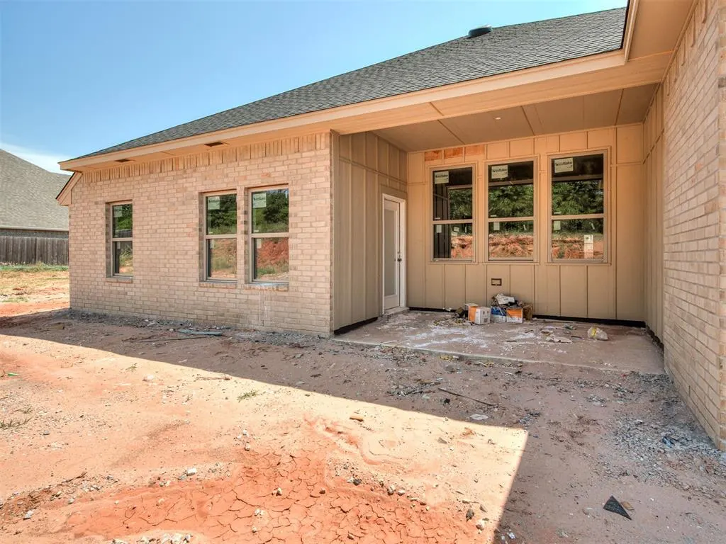 Photo 12 — 2217 Preserve Edge Road, Edmond, OK 73034