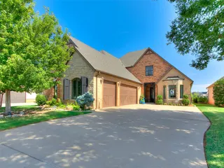 Sold home at 16764 Little Leaf Lane