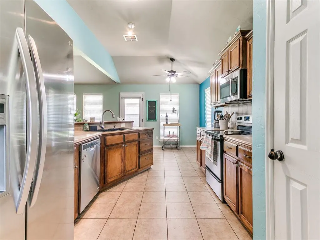 Photo 4 — 1536 NW 123rd Street, Oklahoma City, OK 73120