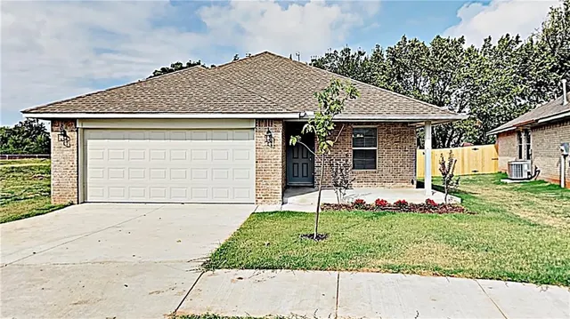 Front exterior — 123 Saint Charles Way, Oklahoma City, OK 73130