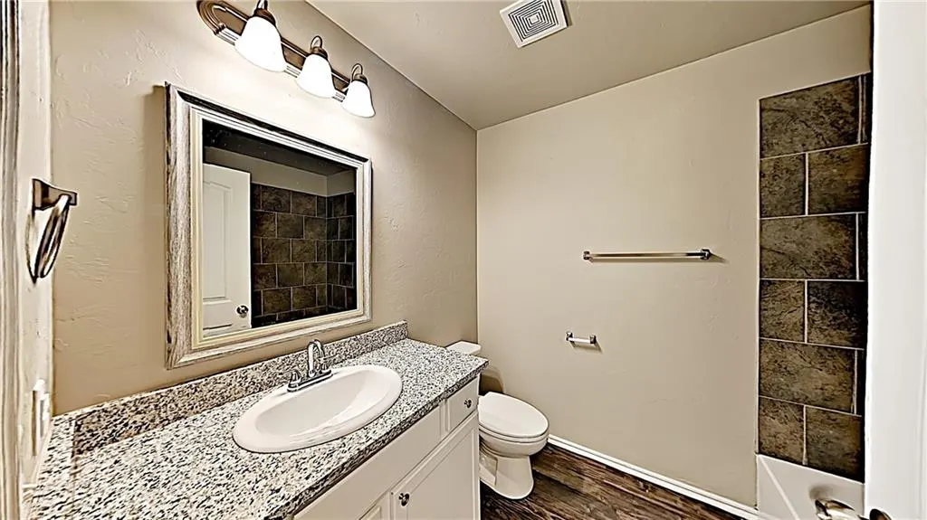 Photo 15 — 123 Saint Charles Way, Oklahoma City, OK 73130