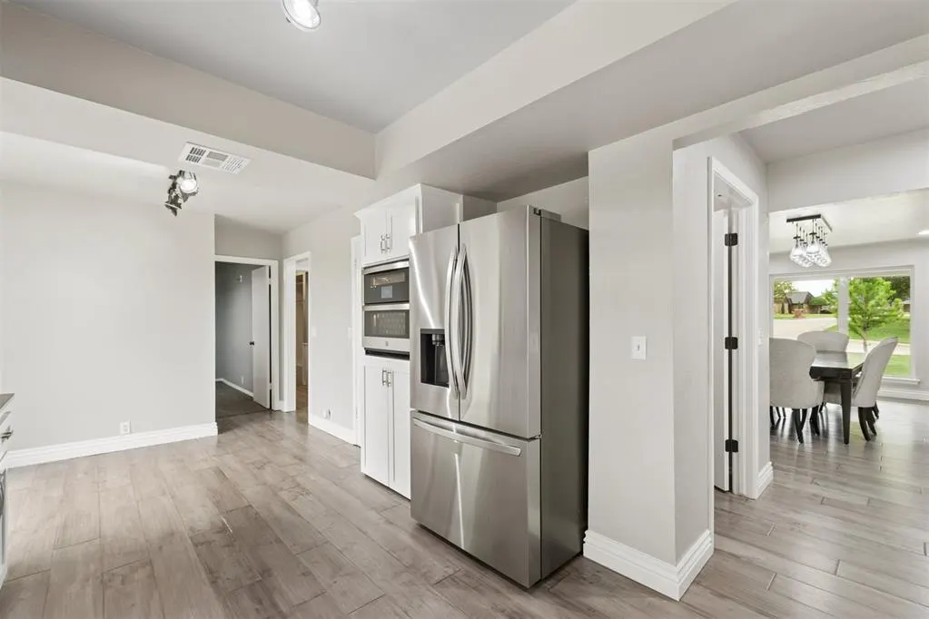 Photo 14 — 4124 Cherry Hill Lane, Oklahoma City, OK 73120