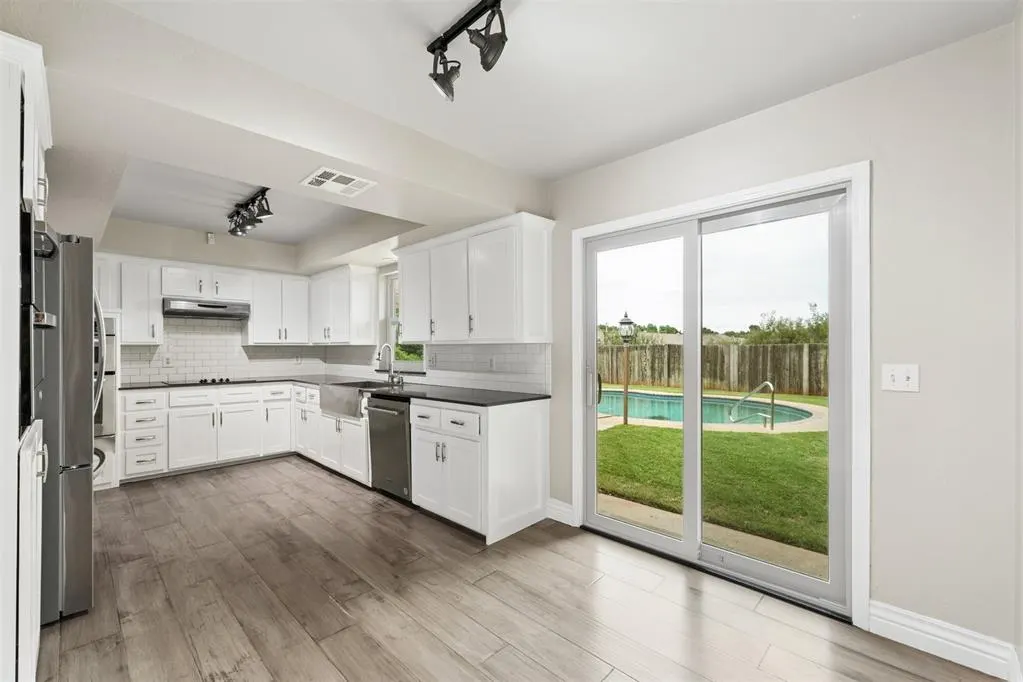 Photo 17 — 4124 Cherry Hill Lane, Oklahoma City, OK 73120