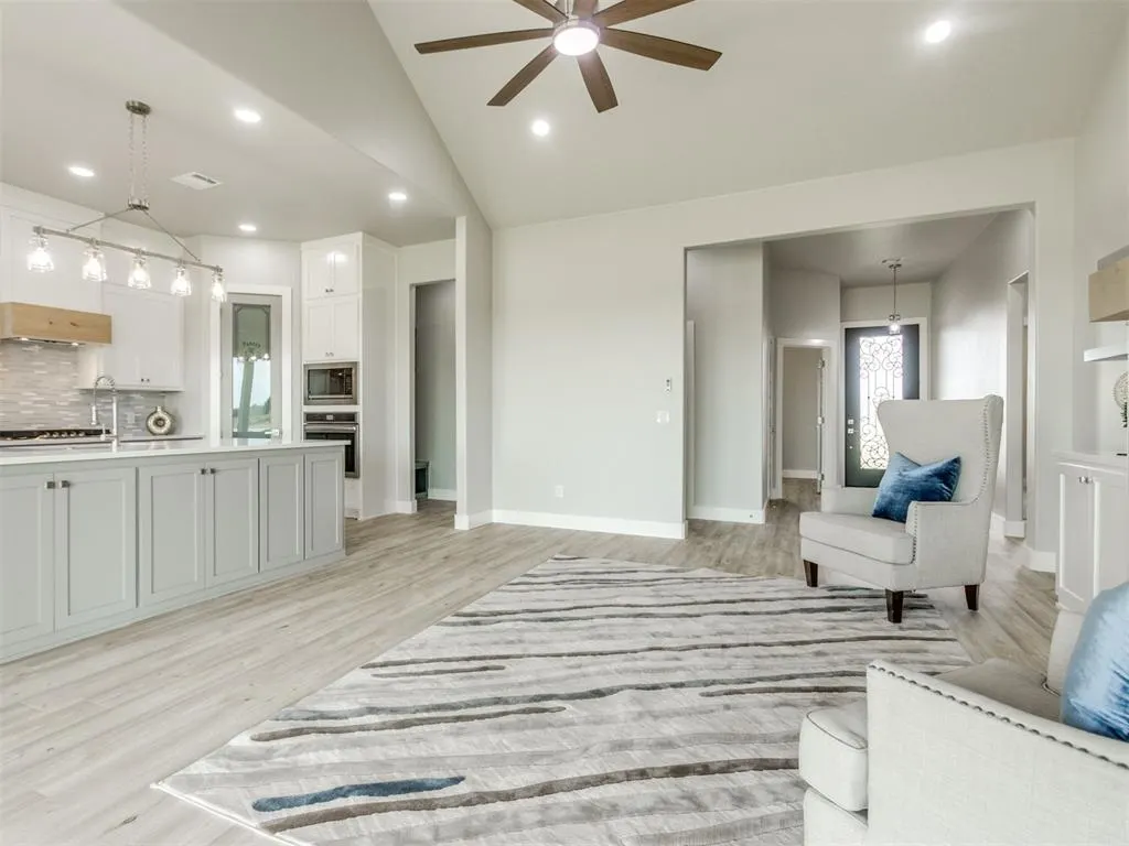 Photo 7 — 4988 Ranchero Drive, Edmond, OK 73025