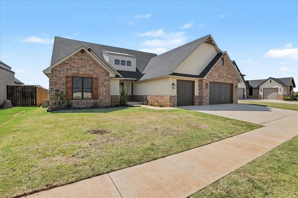 Photo 2 — 3309 Sugar Maple Way, Oklahoma City, OK 73179