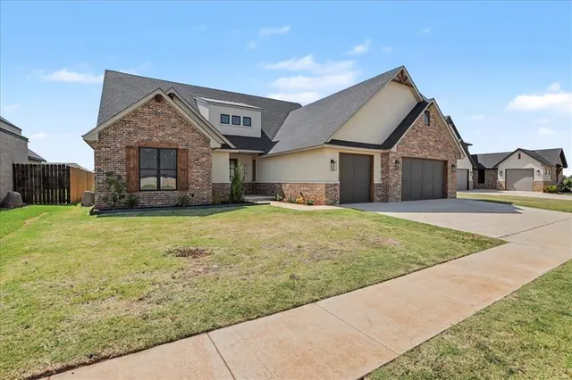 Photo 2 — 3309 Sugar Maple Way, Oklahoma City, OK 73179