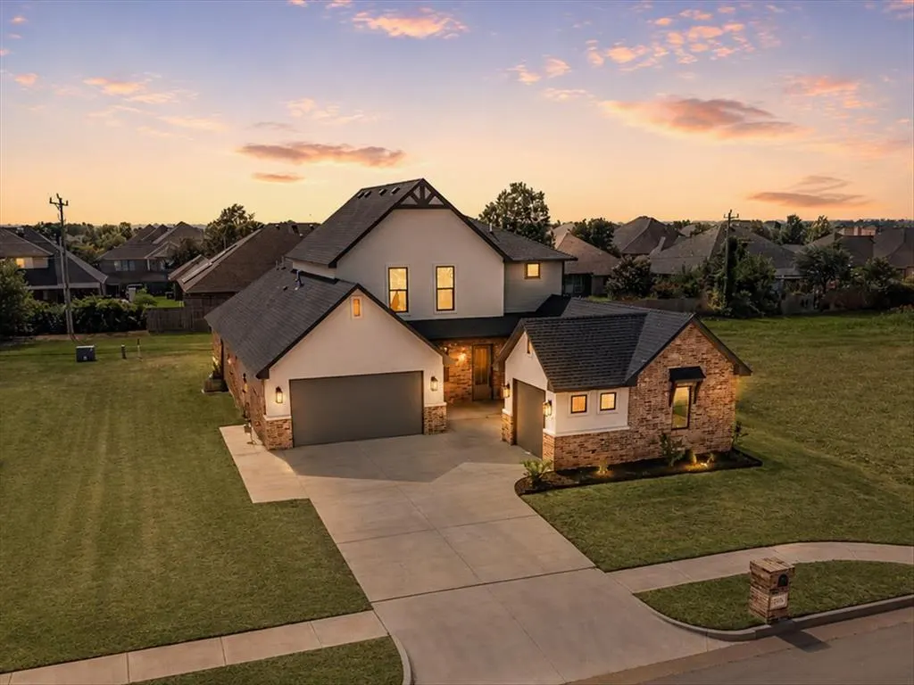 Front exterior — 3305 Sugar Maple Way, Oklahoma City, OK 73179