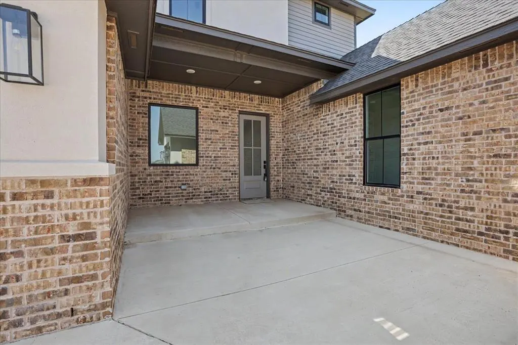 Photo 3 — 3305 Sugar Maple Way, Oklahoma City, OK 73179