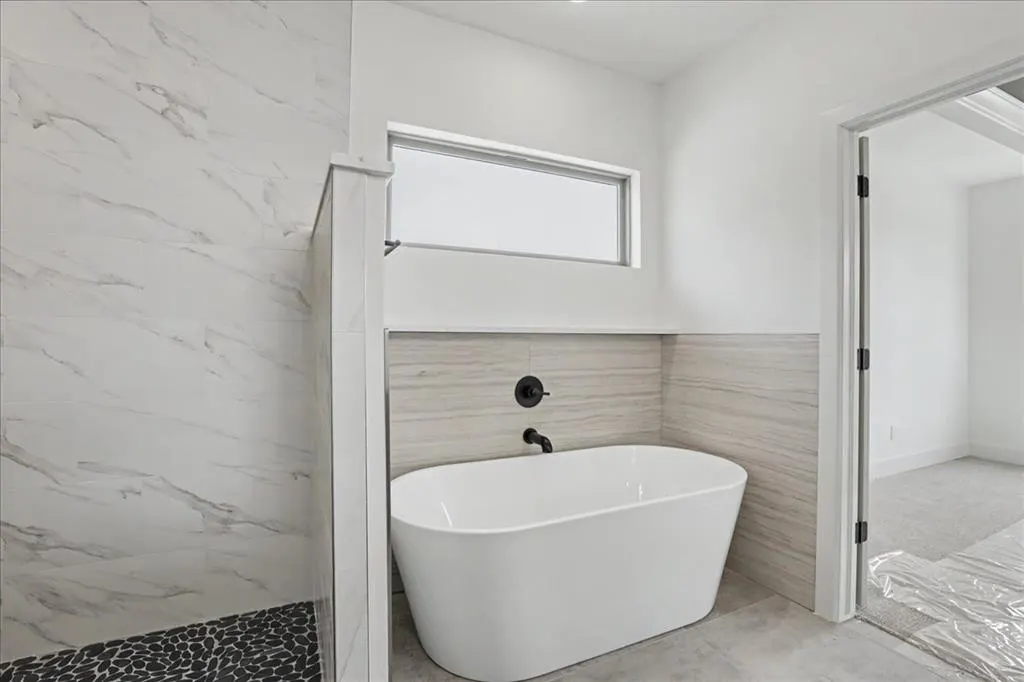 Photo 12 — 3305 Sugar Maple Way, Oklahoma City, OK 73179