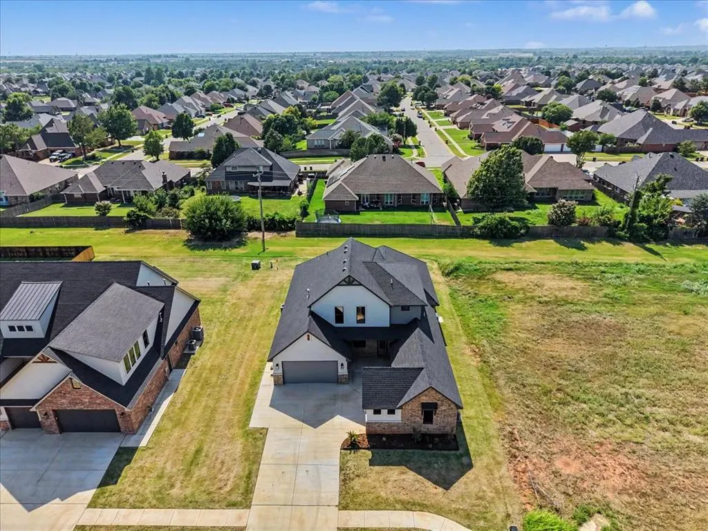 Photo 19 — 3305 Sugar Maple Way, Oklahoma City, OK 73179